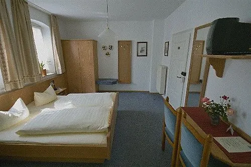 Bezold 3*